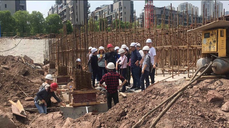 市政道路施工：从路基到路面的关键流程与风险把控